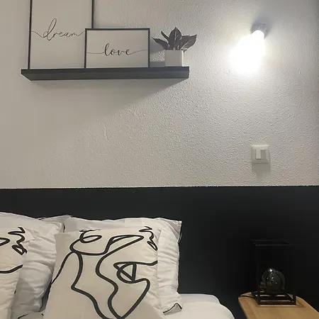 Apartment Quai 86 - Gare, Centre-ville, Free Parking, Netflix