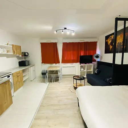 Apartment Quai 86 - Gare, Centre-ville, Free Parking, Netflix Poitiers