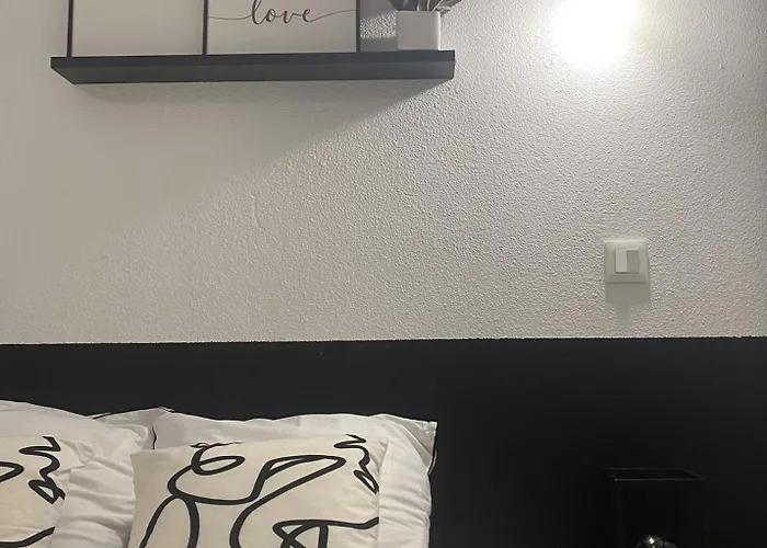 Apartmán Quai 86 - Studio, Clim Mobile, Parking, Proche Gare & Centre