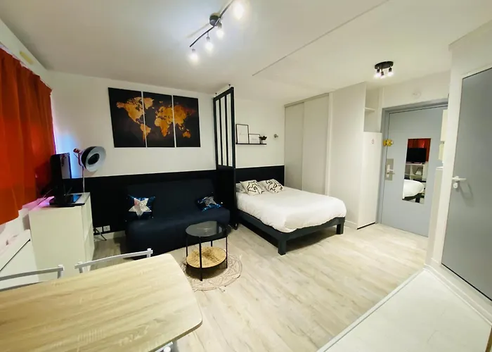 Quai 86 - Studio, Clim Mobile, Parking, Proche Gare & Centre Apartmán